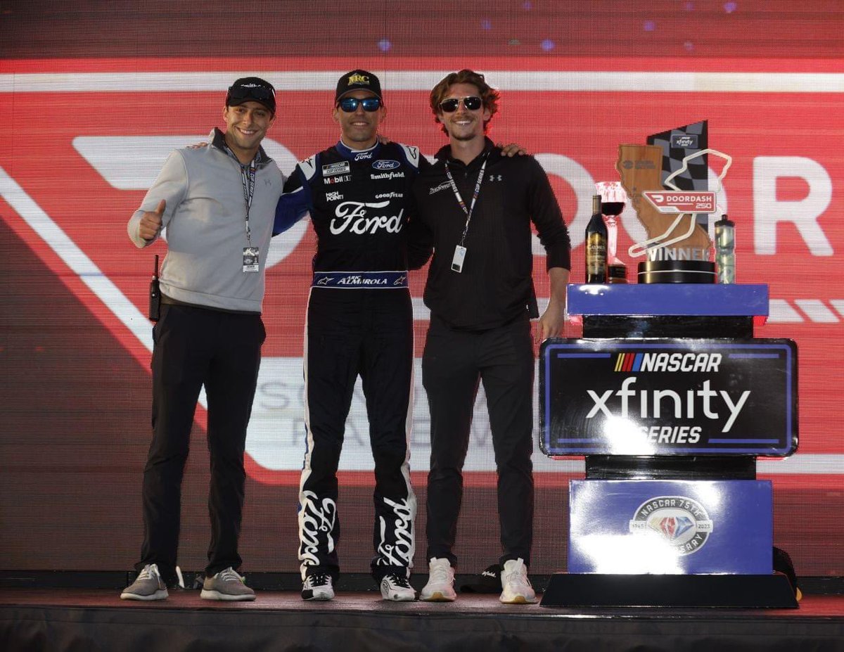 TrueSpeedPR's tweet photo. Phoenix also marked the final race for Aric Almirola in the No. 10 Ford Mustang for SHR. We've had the pleasure of working with him over his time at the team not only for his PR, but also his management, social, and the Beyond the 10 content series. #MotorsportsPR #PRAgency https://t.co/ALK47e7Xj0