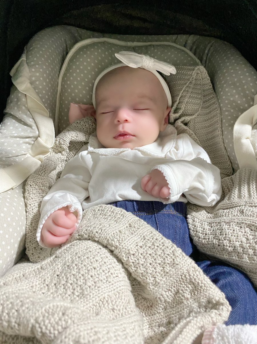 Tan hermosa mi bebé 🤍