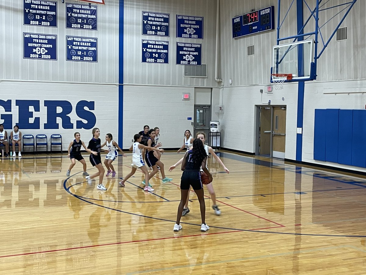 First basketball game of the year for our Tigers 🐅 <a href="/LeanderTigers/">Leander MS</a> <a href="/AthleticsLMS/">Leander Tiger Athletics</a>