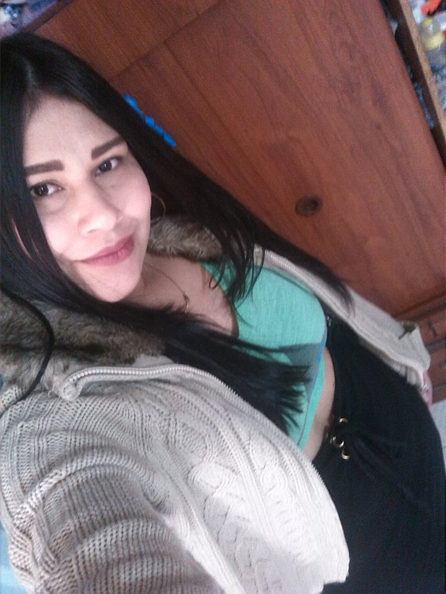 esteisy_herrera's tweet photo. Definicion de Tiempo: 
El Tiempo es Lento Cuando Esperas
El Tiempo es Rapido Cuando Vas Tarde 
El Tiempo es Mortal Cuando Estas Triste 
El Tiempo es Corto Cuando Eres Feliz 
El Tiempo Siempre es Determinado por Tus Sentimientos y Tus Condiciones Psicologicas y No por Relojes.... https://t.co/nNdJcbTKz8