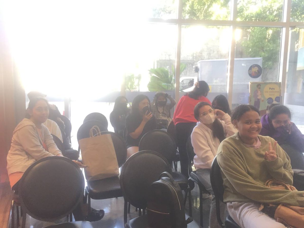 AlaEhCarats's tweet photo. All campers  for SM Lipa got secure today... 😭😭

Congrats Ala EH Carats 
🎉🎉🎉🎉🎉 https://t.co/cKtZcbN4ki