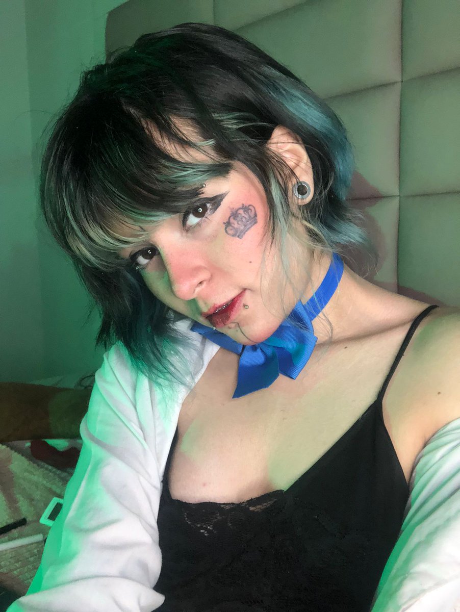 Meganfooxy's tweet photo. Hello guys, I'm already online, if you want to see a little more, visit my pages, I know they love
https://t.co/o54KH6sjyr
https://t.co/Z4nr2iaL9v https://t.co/ou2KcCkbHw