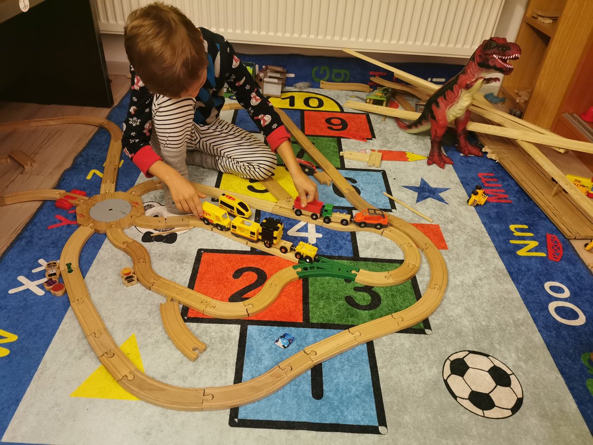 only_parenting's tweet photo. When my son was 2 I obsessed about him NOT playing with toys that kept him passive. 

He got them anyway from family and friends.

Now he's 5 and broke almost all his electric cars.

What  a joy to see him pushing around these cars.

Nothing in parenting is just black or white 🤷🏼‍♀️ https://t.co/KOd7MptoKf