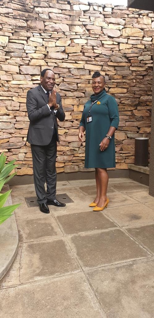 EzekielMutua's tweet photo. Humbled to be the recipient of the Special Leadership Award from the John Maxwell EQUIP Program in Lilongwe, Malawi last night. Quite frankly, I didn't see this coming. I am here as one of the speakers in the EQUIP Africa Summit 2023 and didn't know that there was a surprise awaiting me. Humbled  and grateful!