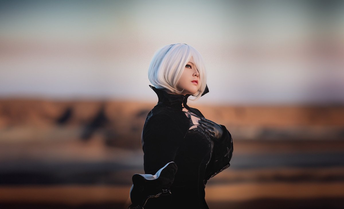 KitsyVen's tweet photo. 2B Alternate Battler cosplay.
Tbh my favorite version of 2B 🖤✨
Cosplay from @uwowocosplay 
.
#2B #cosplay #NieRAutomata #SquareEnix #NieRAutomata #cosplayergirl #videogames https://t.co/iwCuf2RVfo
