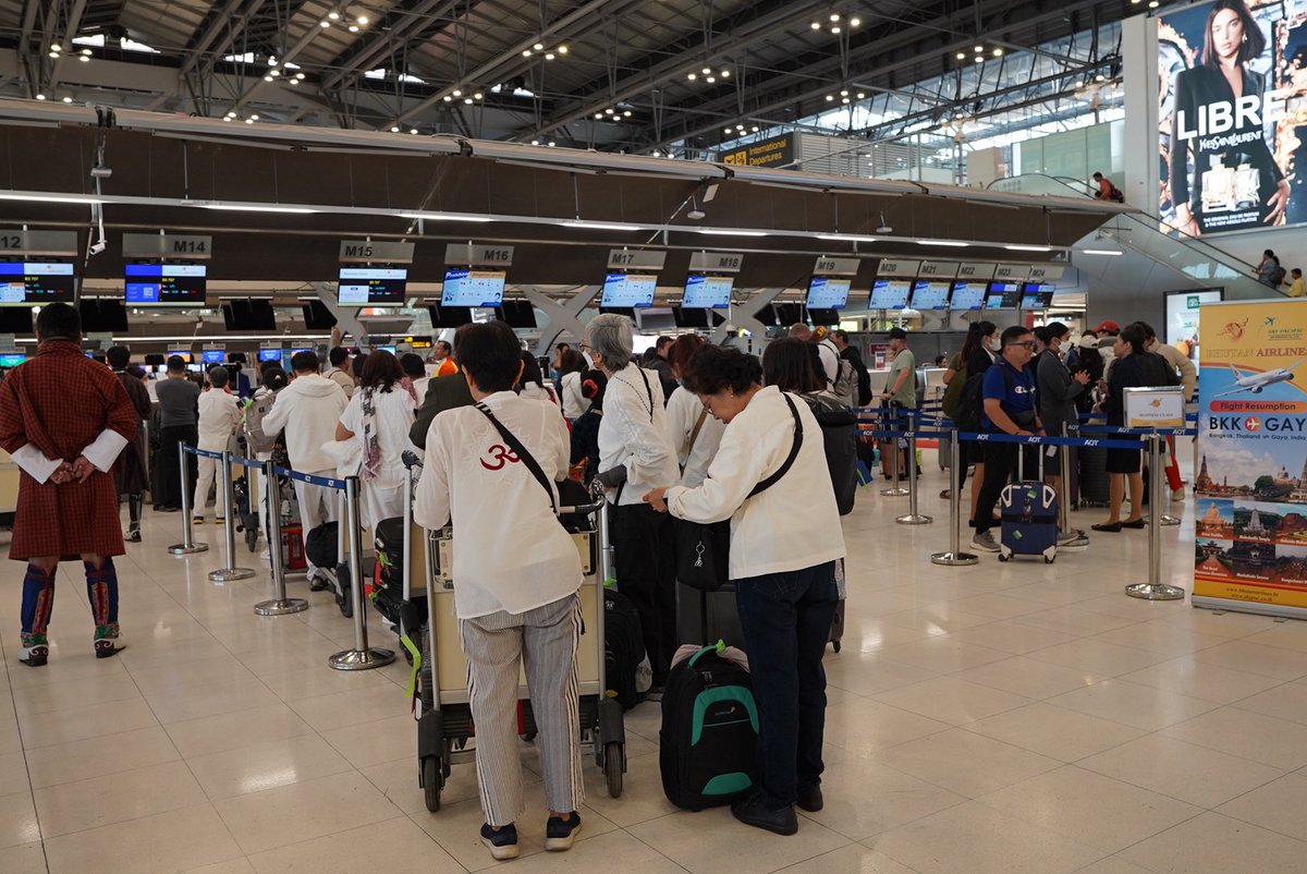 Bhutan_Airlines's tweet image. Official resumption of Gaya Flights  ✈️ from 15th November 2023. 

What's even more exciting? We are offering promotional fares for Paro to Gaya and Gaya to Paro of upto 50% discount.
Don’t miss out on this and secure your tickets with us right away.

#FlightTime #bodhgaya