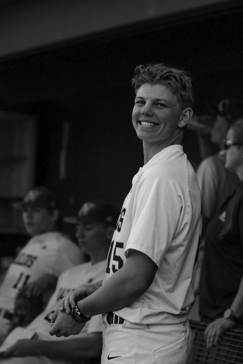 Dellen Claassen tweet media