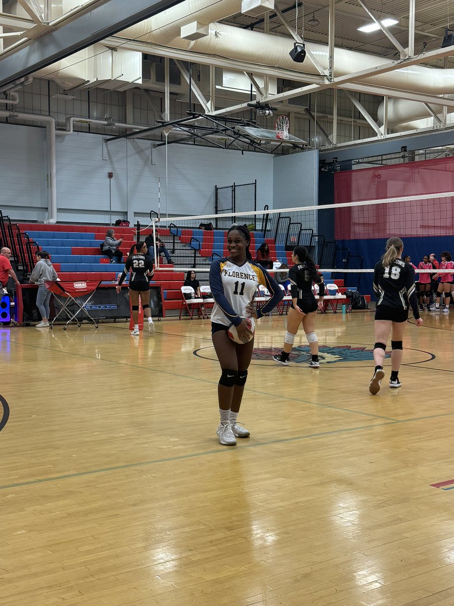 FTSD_Volleyball's tweet photo. Tonight was the BCSL All Star match at Pennsauken. Congratulations to our very own Zakia Loftin and all the other players that were chosen! And a huge thank you goes out to the teammates that were there supporting ⚡️ https://t.co/SG8tociYbB