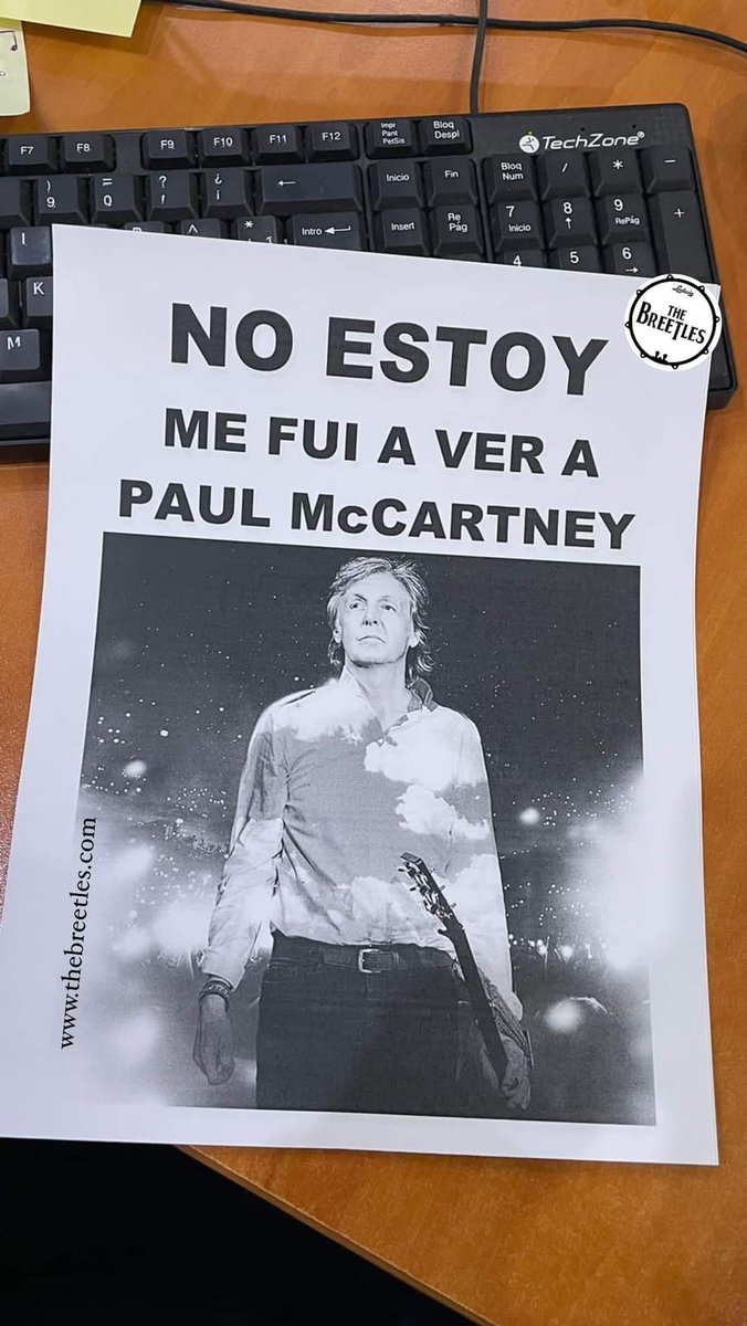 kymora24's tweet photo. @soyelJK y yo ayer 🙊
Gran concierto Sir Paul 🙌 @PaulMcCartney https://t.co/IRkxgsZc1u