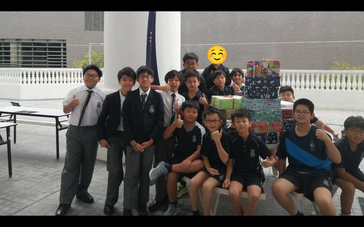 HHKSDarwin's tweet photo. Darwin boys doing their part for #BoxOfHope <3
#HarrowValues #Humility #Fellowship #HouseSpirit
#Charity #Christmas2023 https://t.co/mKZcDT5t2f