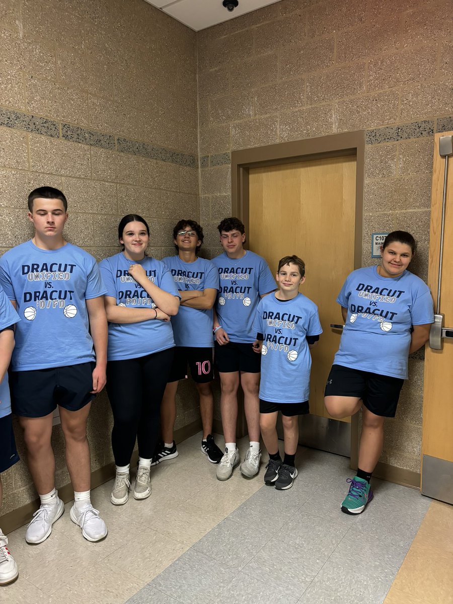 Dracut Police Department (@dracutmapd) on Twitter photo 🏀 What a turnout! Unfortunately, DPD & DFD fell short against the @dracut_best_buddies . Final score: 68-60 
#dracutpd #dracutfd #bestbuddies 🏀 What a turnout! Unfortunately, DPD & DFD fell short against the @dracut_best_buddies . Final score: 68-60 
#dracutpd #dracutfd #bestbuddies