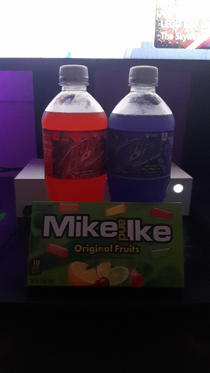 RMaster95's tweet photo. @MTNDEWGaming is this the ideal snack for late night gaming??? https://t.co/4yWQkshevC