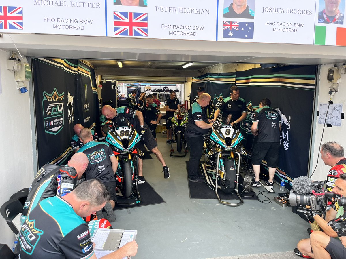 FHO_Racing's tweet photo. The boys are all back safe and sound after the opening practice session, and what a session it was! 🙌🏻 

@peterhickman60 topped the times, with @michaelrutter_ seventh and an impressive 12th place for @JoshBrookes on his debut 👏🏻 

#fhoracing #bmw #bmwmotorrad #mgm #macaugp https://t.co/UTvomlIuAa