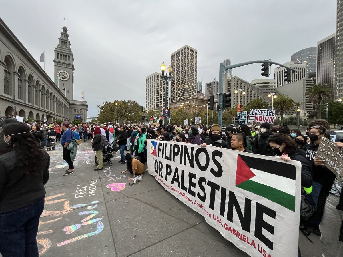 BAYAN, <a href="/malaya_movement/">Malaya Movement USA</a>, and <a href="/KBTNalliance/">Kabataan Alliance</a> mobilizing in solidarity with Palestine at the Let Gaza Live action in SF today! #CeasefireNow #EndTheGenocide #No2APEC #FreePalestine