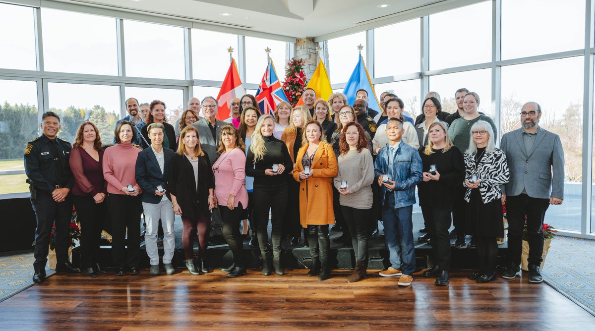 CAOLJackson's tweet photo. Today we had the honour to celebrate our incredible members who marked 10 &amp; 15 years of service w/@PeelPolice. The continued growth &amp; diversification of #civilian professionals in policing reflects the pace of #progress &amp; contributions to keeping communities safe #thisisprp #cswb https://t.co/zK2UP8a8oF