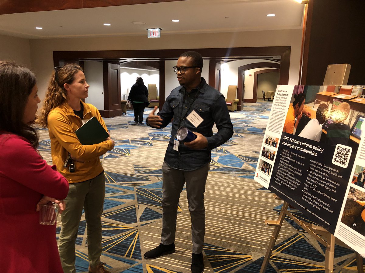 evangeline613's tweet photo. Great day to share about the Illini Science Policy Scholars Program at the Extension Annual Conference. https://t.co/3Q3laN7SQ7