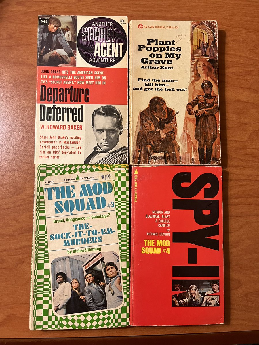 PaperbackPapa's tweet image. Today I cast my net in Alabama and Tennessee. Here are some of the paperbacks I found.