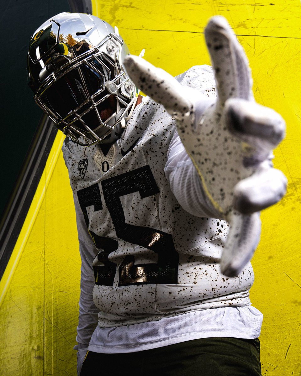 Oregon Football tweet media