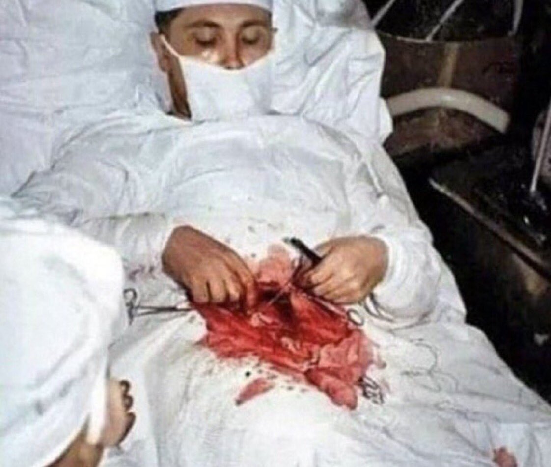 yo haciendo todo solo porque no me gusta pedir ayuda