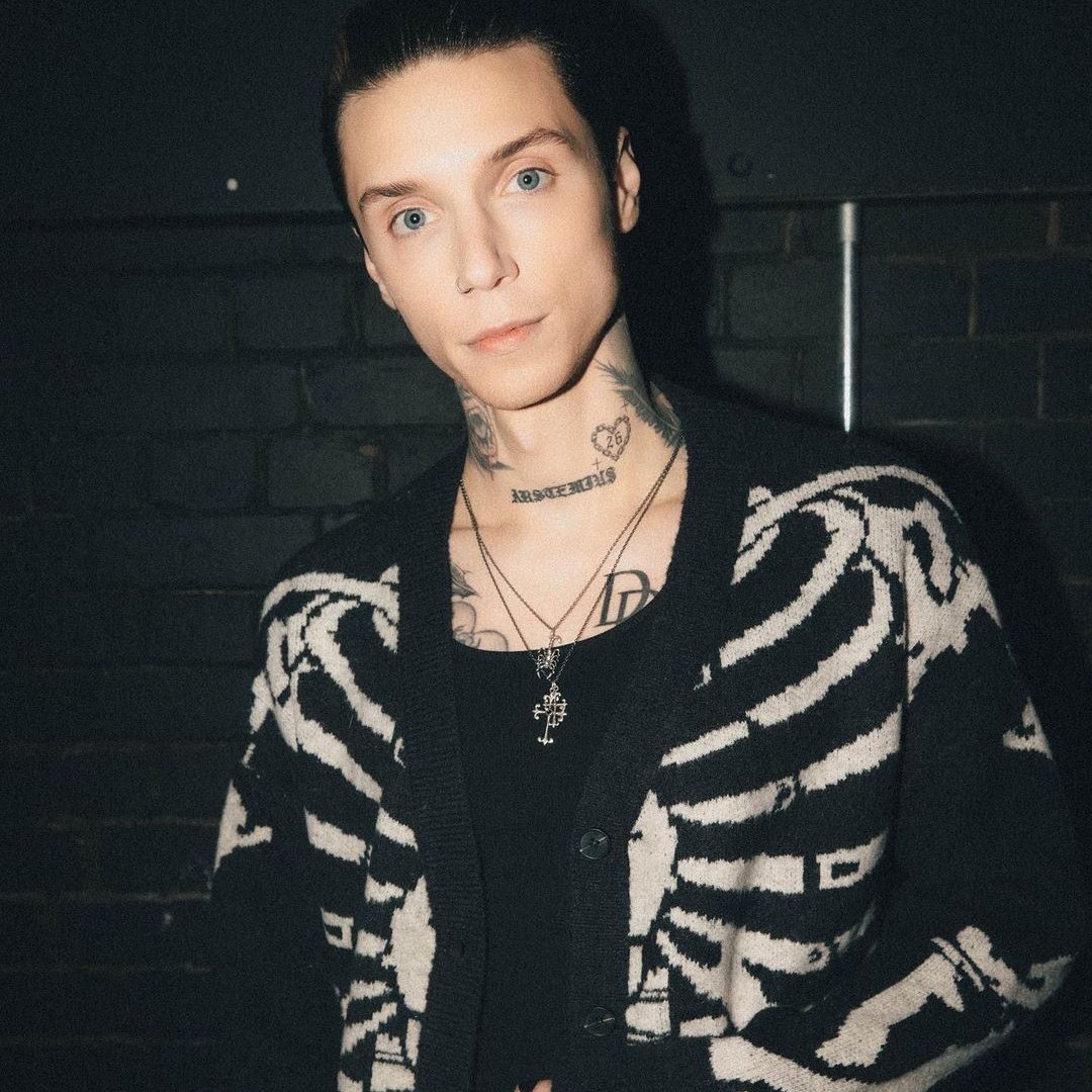 dean_hell_'s tweet photo. #NewProfilePic https://t.co/BYzzUrInjc