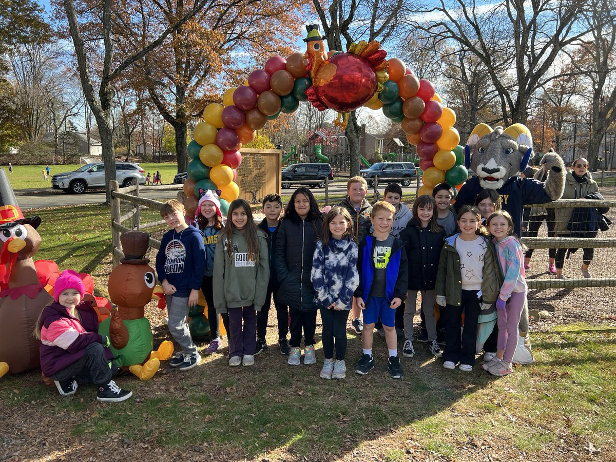 Lauren Murphy  tweet media