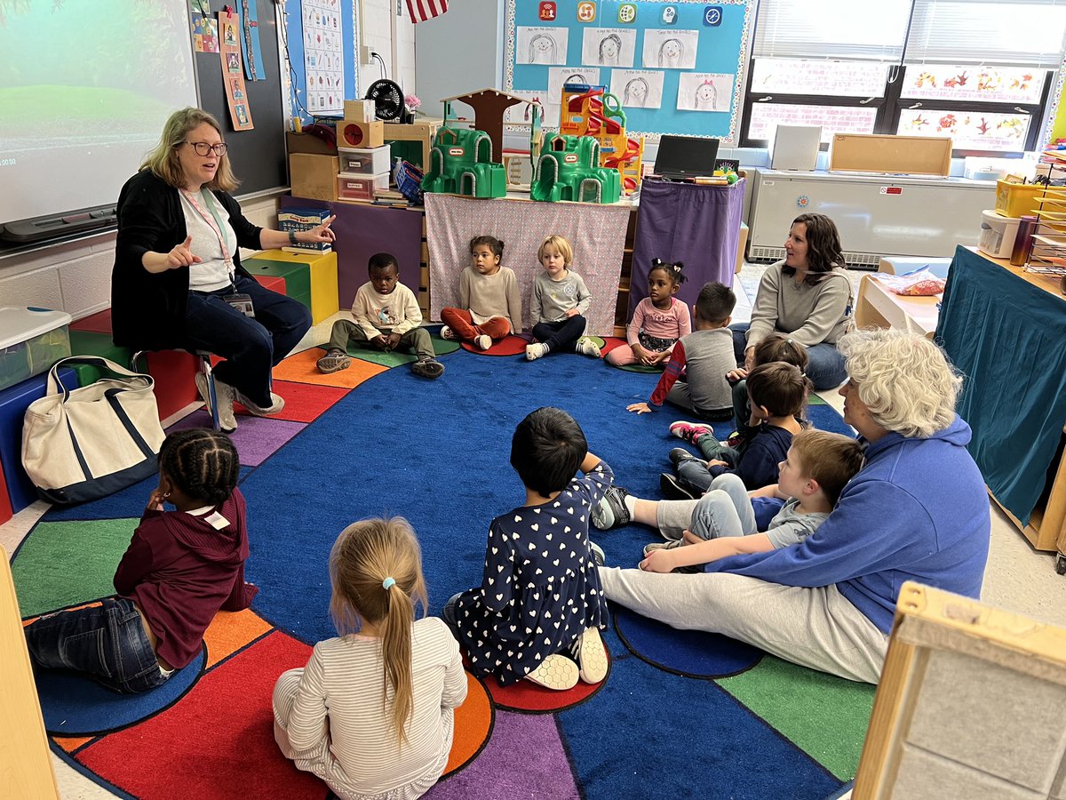 West Springfield ES (@wsesmustangs) on Twitter photo Thank you <a href="/fairfaxlibrary/">Fairfax Library</a> for visiting our preschool class! Thank you <a href="/fairfaxlibrary/">Fairfax Library</a> for visiting our preschool class!