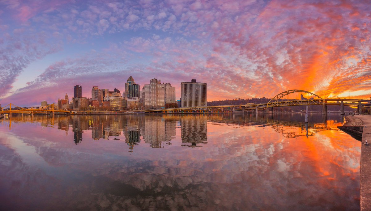 DaveDiCello's tweet photo. Went out to capture the moon tonight, which happened to be setting just after sunset in #Pittsburgh. As it turns out, it was the sunset that stole the show. What a scene. Has to be one of the best sunsets of the year. The color was so vibrant and across the ENTIRE city. Just wild https://t.co/QfnhQl007K