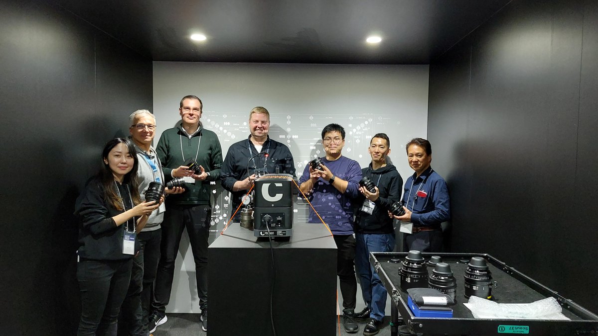 Day two at Inter BEE 2023 has started for Chrosziel! Discover the industry-standard LENS TESTING PROJECTOR P-TP7II, showcased at the SIGMA booth. Join us for an exclusive demonstration!#InterBEE2023 #Chrosziel