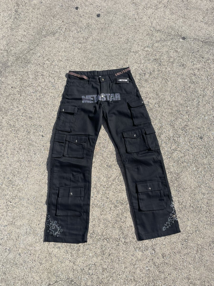 _SPLK's tweet image. 4 YEAR ANNIVERSARY COLLECTION OUT NOW! AVAILABLE IN BIO, WILL ALSO BE AVAILABLE IN STORE TOMORROW ✨