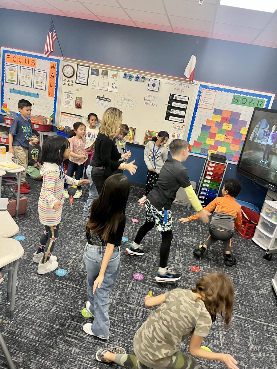 Even principals need a brain break! @CFISDFarney  #funatfarney