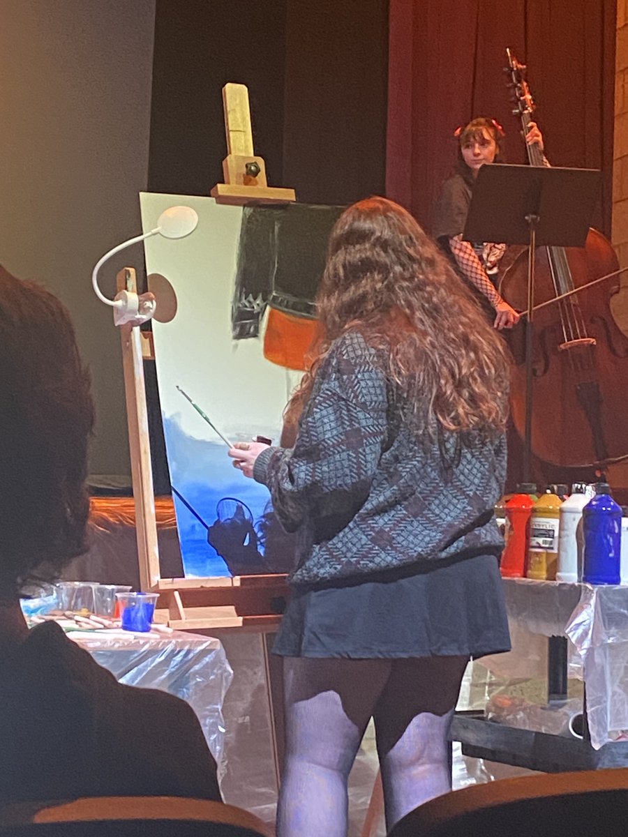 kd_buller's tweet photo. And all the while the stage is on fire with talented sound, these artists fee and convey their thoughts on blank canvases. Profound! ⁦@avoneagles⁩ ⁦@ben_hodge⁩ ⁦@AvonLocalSch⁩ https://t.co/uAap5iv3lr