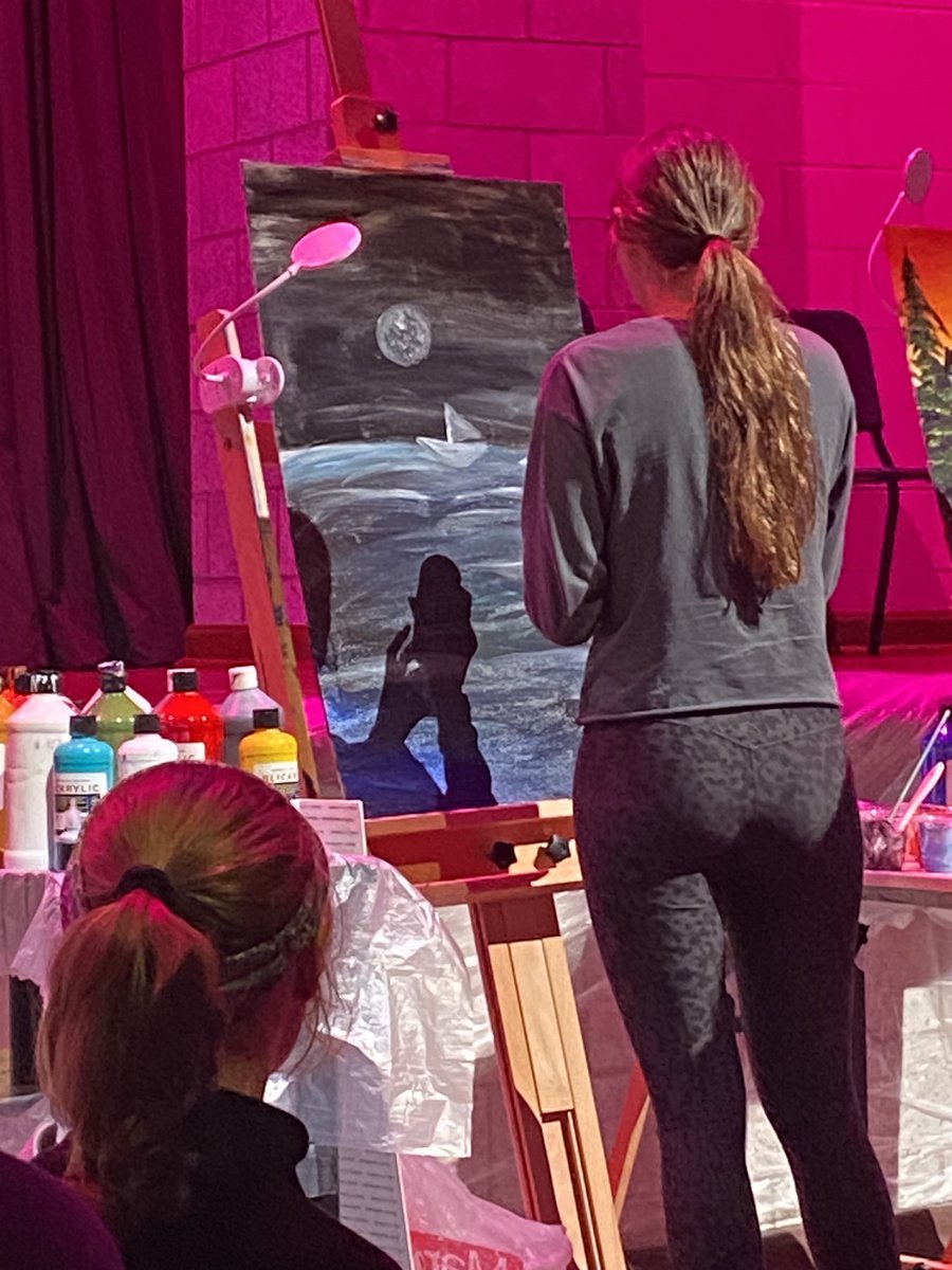 kd_buller's tweet photo. And all the while the stage is on fire with talented sound, these artists fee and convey their thoughts on blank canvases. Profound! ⁦@avoneagles⁩ ⁦@ben_hodge⁩ ⁦@AvonLocalSch⁩ https://t.co/uAap5iv3lr