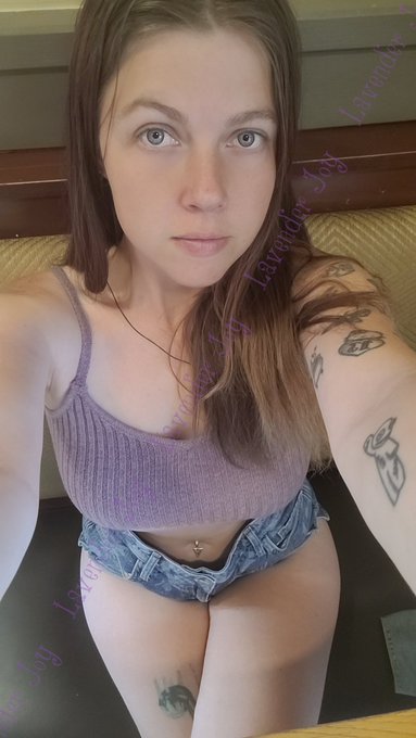 Would you sit with me? https://t.co/PUhfXK43Np<a href="/tag/goodmorning"class="tags"><span>#goodmorning</span></a><a href="/tag/vanlife"class="tags"><span>#vanlife</span></a>