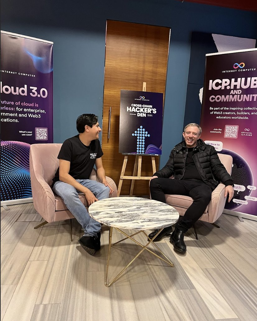 SuiLatamdevs's tweet photo. 🔗Conectamos con comunidades, conocimos nuevas propuestas y aprendimos de líderes de todos los hubs que conforman el ecosistema de #InternetComputer🔥
Gracias a @icphubturkey por este gran evento #HackersDen 💪🏼🚀 https://t.co/800TAnAcnD