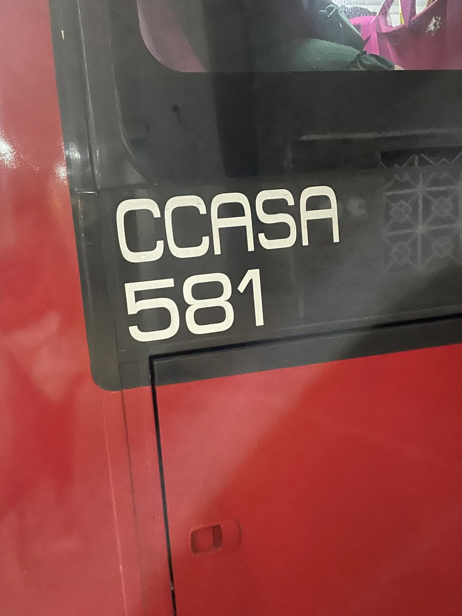 transeuntee8's tweet photo. @MetrobusCDMX Pésimo servicio en L4 Hidalgo-Alameda Oriente, conductores evitan ascenso en Archivo General de la Nación.  Al insistir para que se permita el ascenso ignoran y continúan su camino. @andreslajous @LaSEMOVI https://t.co/QwpAMc17Pi