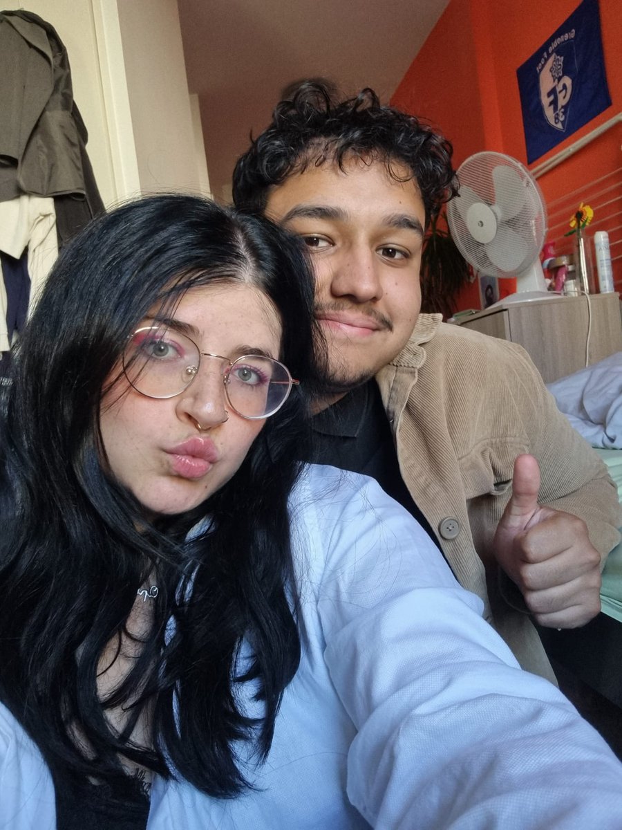 Hooddict's tweet photo. ✨️In a world of boys, he's a gentleman. ✨️
Happy 2 yrs to me and the best boyfie ever.💙❤️💜 https://t.co/hjFf0L1EzG