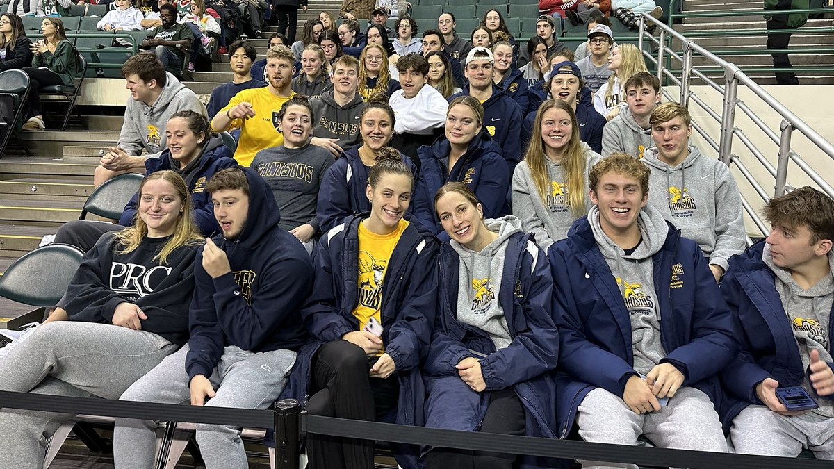 Griffs_MBB's tweet photo. Shout-out to @GriffsSwim for coming out to support us here in Cleveland.
Good luck in your event here this weekend.
#GriffsSupportingGriffs https://t.co/sKmRmmps6Y