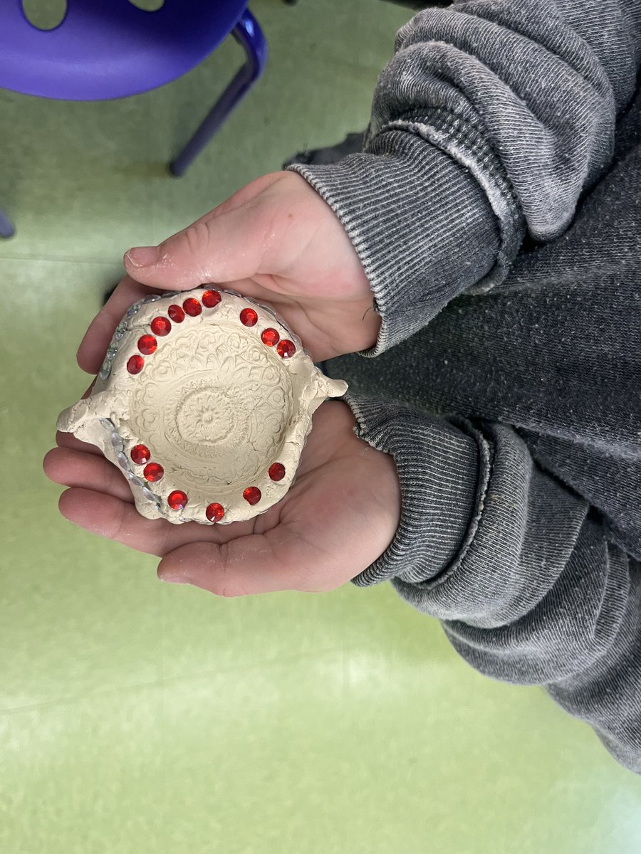 Deborah Rubin tweet media