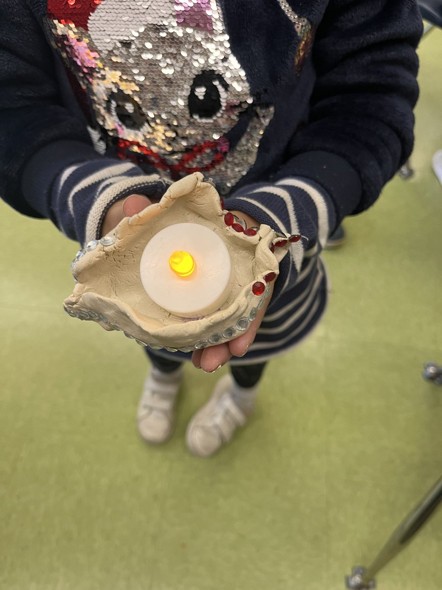 Deborah Rubin tweet media