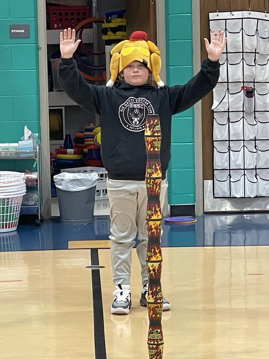 BoPhillips10's tweet photo. Just a few action shots from Day 2 of working towards breaking the #Guinessworldrecord for #2023stackup #speedstacks #physed #D59PE @SpeedStacksInc @D59SaltCreek https://t.co/xLhJXvJJZt