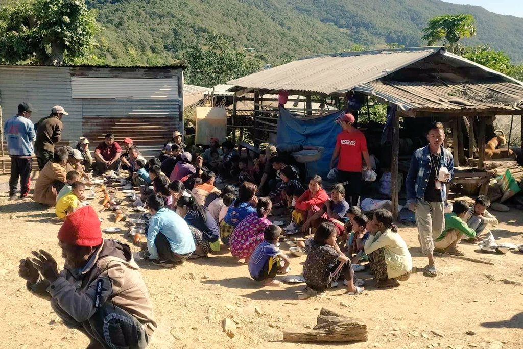 skills4humanity's tweet photo. While the brave resistance and brotherhood fighters make history, we are currently running evacuations setting up safe areas and shelters for idps but we are running drastically low of supplies
We are urgently asking for support to keep helping civilians
#WhatsHappeninglnMyanmar https://t.co/GXT7tfvfWL