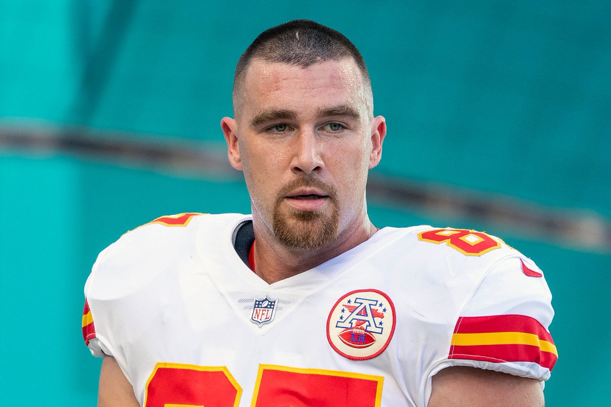 PopCrave's tweet image. Social media users have resurfaced an old Travis Kelce tweet.