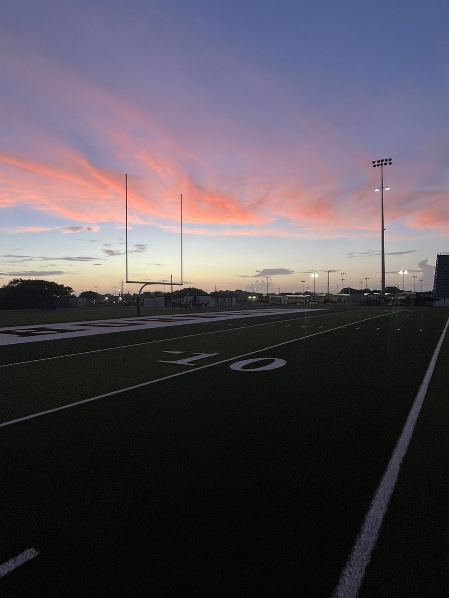 <a href="/FBswarmfootball/">Flour Bluff Football</a> works after sunset and before sunrise!  Great things happen for those Hornets who work hard <a href="/FLOURBLUFFHS/">Flour Bluff High School</a> <a href="/bluff_sports/">Flour Bluff Athletics</a> <a href="/FlourBluffISD/">Flour Bluff ISD</a>
