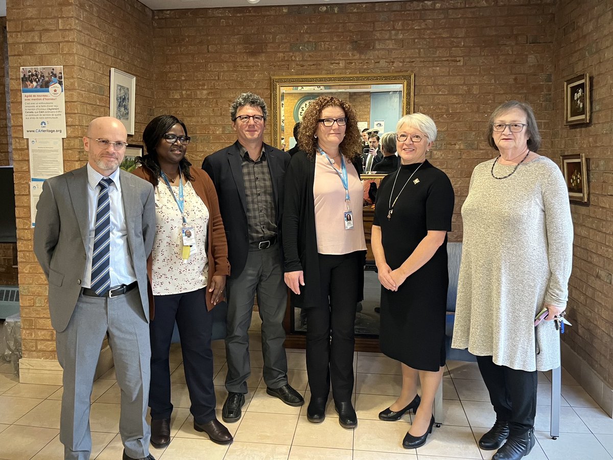 Un magnifique après-midi à visiter le Centre d’accueil Héritage qui célèbre son 45e anniversaire. Je remercie chaleureusement le personnel dévoué auprès de nos aînés francophones du Grand Toronto.
