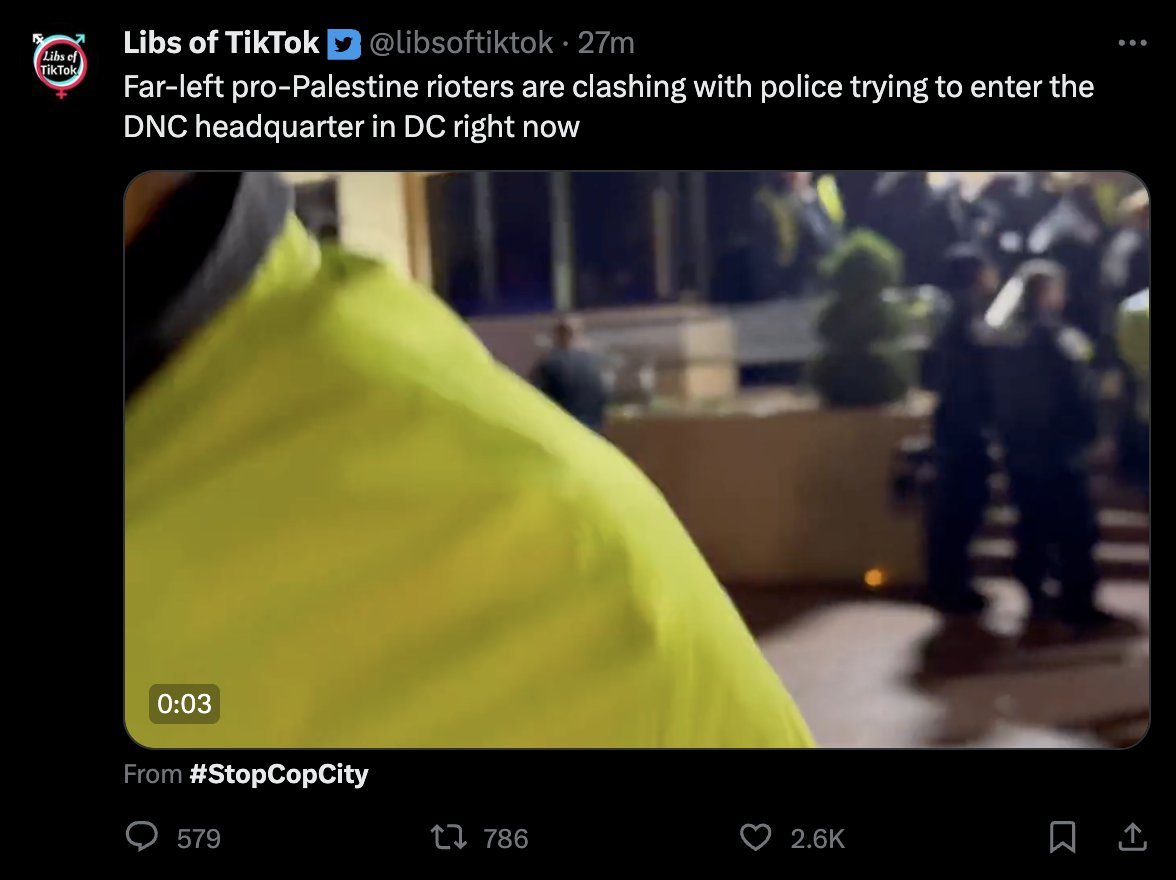 I was reporting outside this protest. Nobody tried to enter the building. They were trying to block off entrances, but had their backs turned to them. Always check the source of the video, not the bluecheck plagiarizing it for RTs.