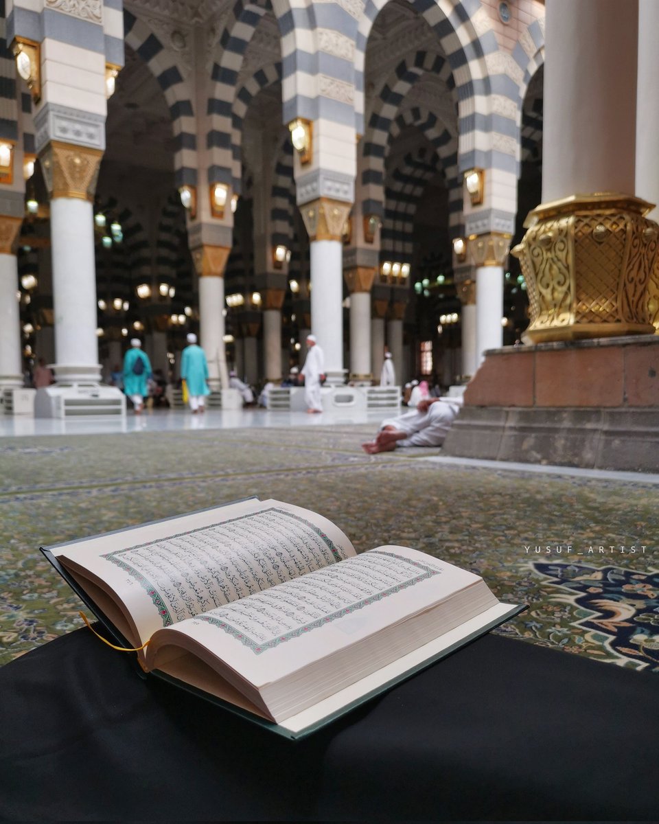 HadeesNabawi's tweet photo. رسول الله ﷺ نے فرمایا:

قرآن اس وقت تک پڑھو جب تک تمہارے دل اس پر متوجہ ہوں، اور جب تمہارے خیالات منتشر ہو جائیں تو پھر اسے پڑھنا چھوڑ دو.

مشکوٰۃ المصابيح 2190
(بخاری 5060، 7364، 7365؛ مسلم 6777، 6778) https://t.co/83DqSFRyDE