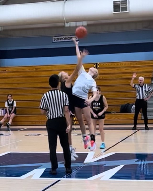 CupachDawn's tweet photo. Let’s go Freshmen Mags Basketball 🏀! https://t.co/sB5mWTYNsZ