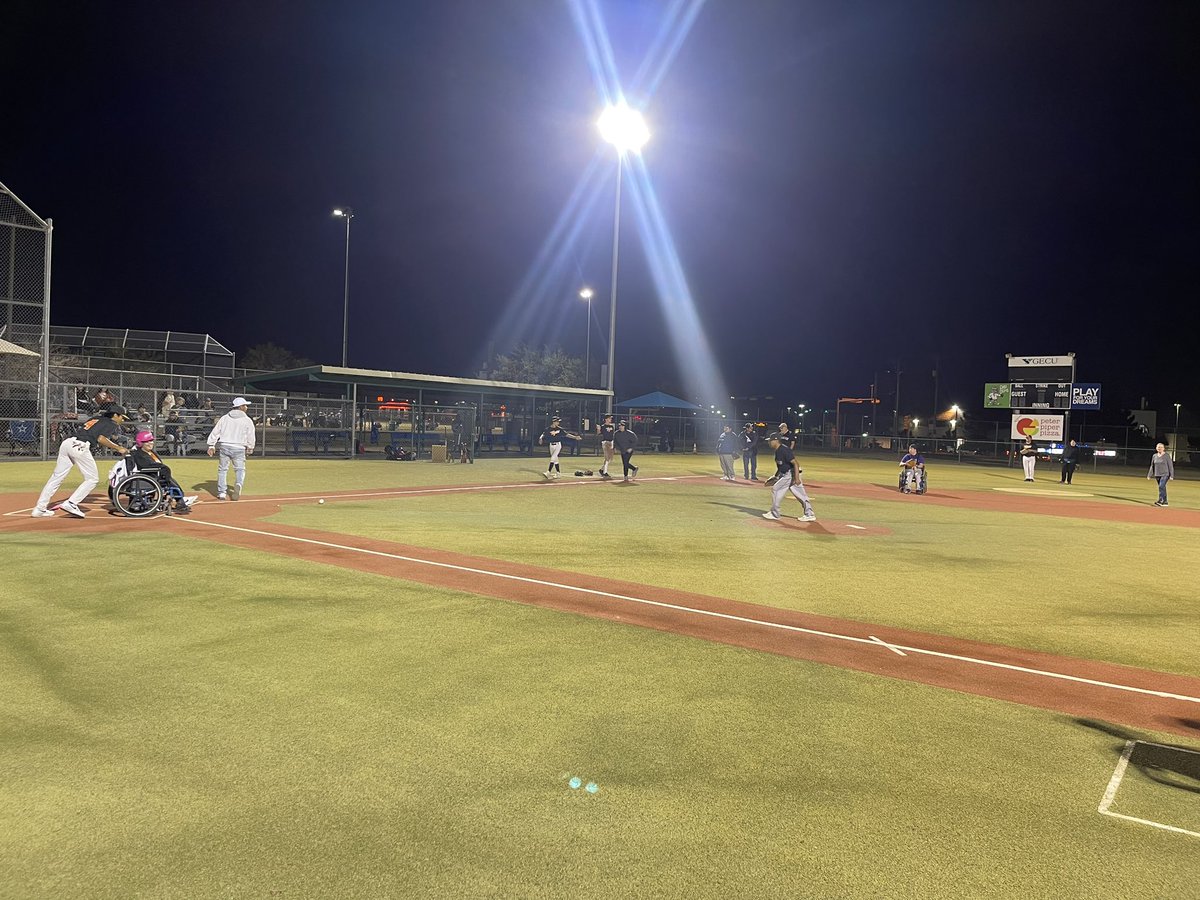 El Paso High Baseball tweet media