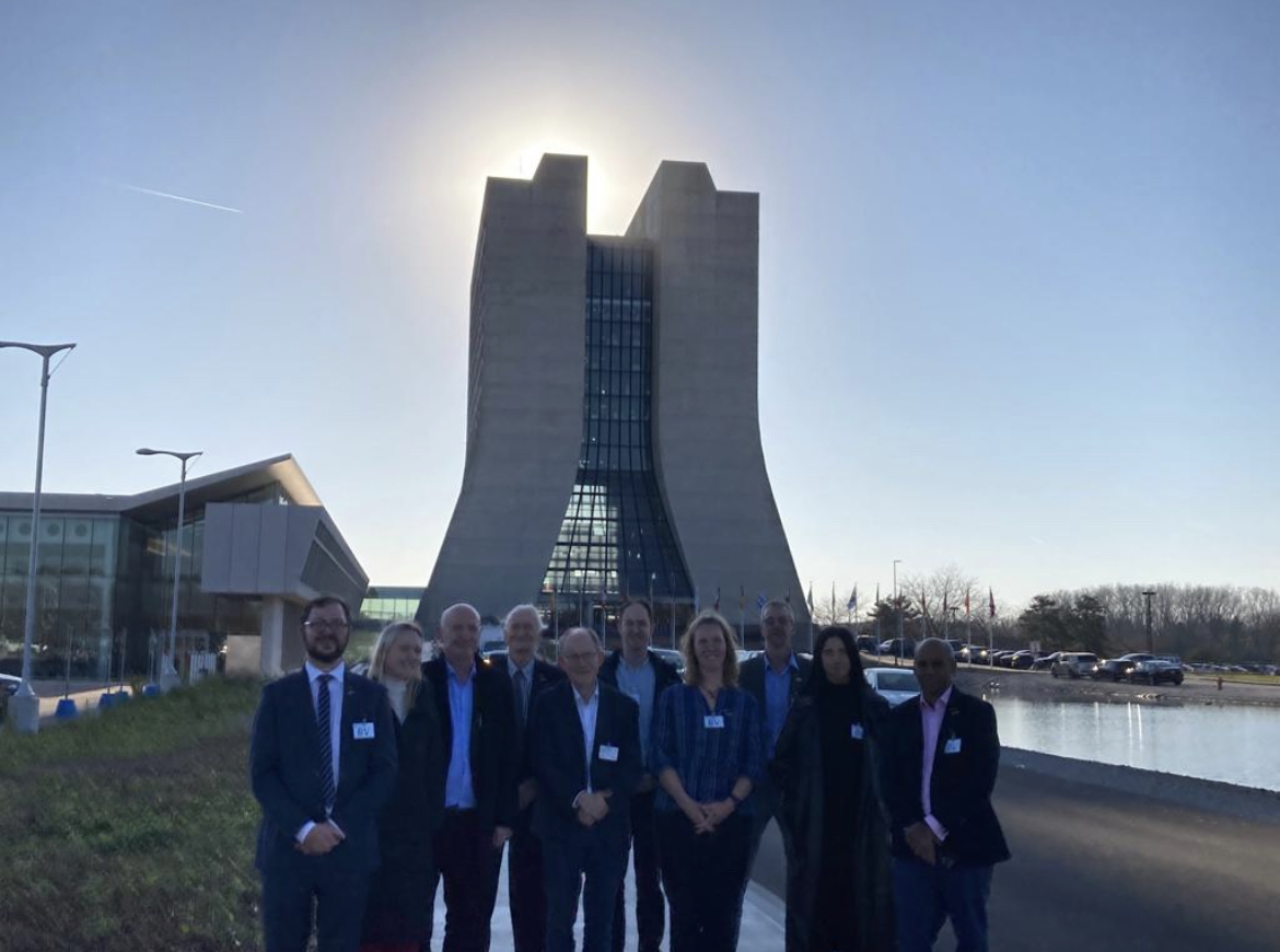 Heriot-Watt’s Professor Gerald Buller is part of the UK Government's Quantum Networks delegation to USA. Today it was Fermilab near Chicago. Excellent discussions between UK and USA teams… @UKinChicago @HWU_Physics @HWUNews @QCommHub