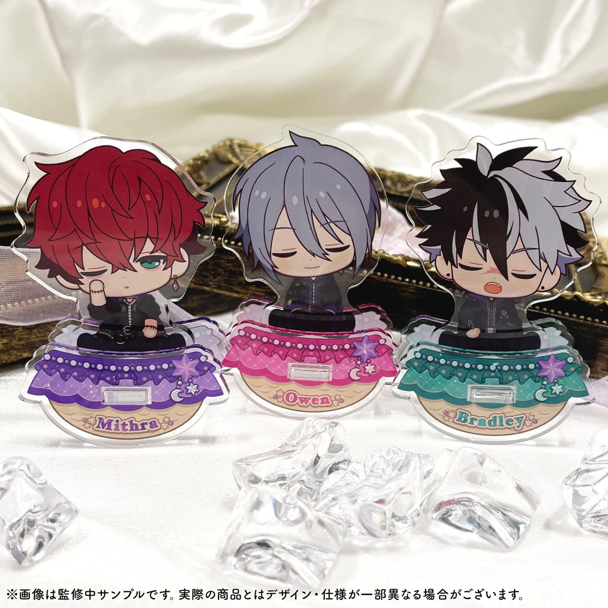 🌙おやすみシリーズ🌙 ゆりかごアクリルスタンドは、台座に触れると